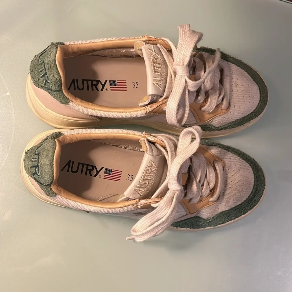 Autry White green and yellow Medalist Leather Low Leather Sneaker